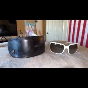 CHANEL sunglasses